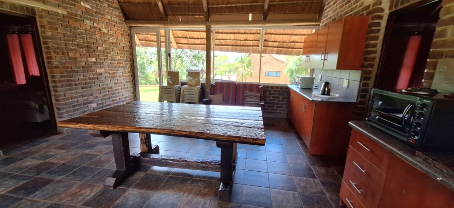 10 Bedroom Property for Sale in Swartruggens North West